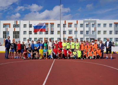 В Калининском районе организовали футбольный турнир среди дворовых команд