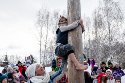 Жителей Калининского района приглашают отпраздновать Широкую Масленицу