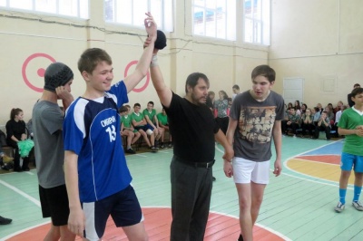 «Спорт против подворотни»